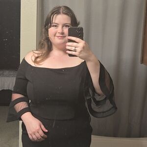 Meet your Posher, Tabitha